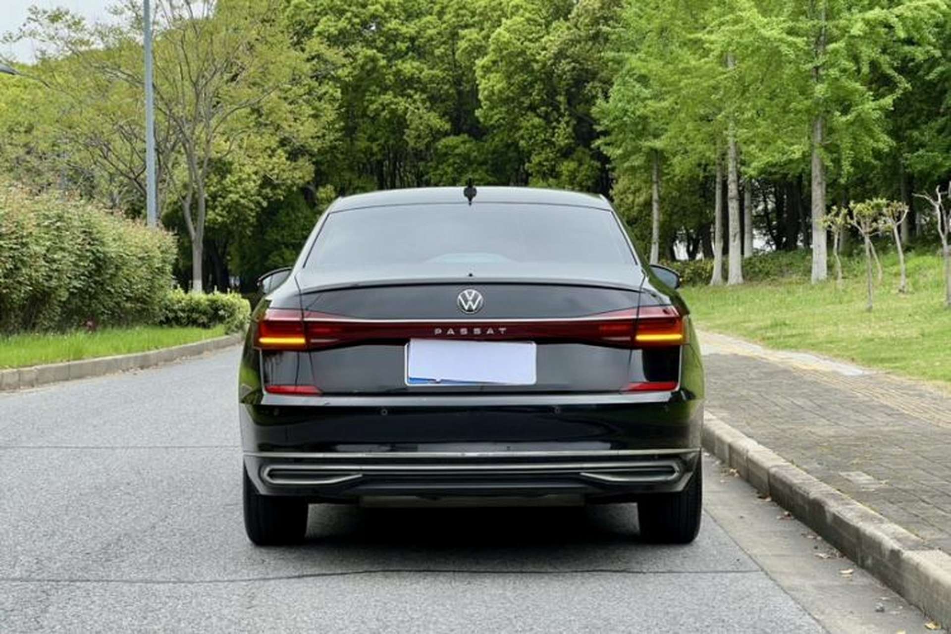 Used Volkswagen Passat 2022 330TSI Elite Edition Exterior 2