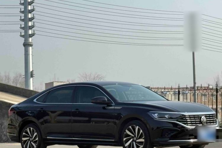 Used Volkswagen Passat 2022 330TSI Elite Edition Exterior 2