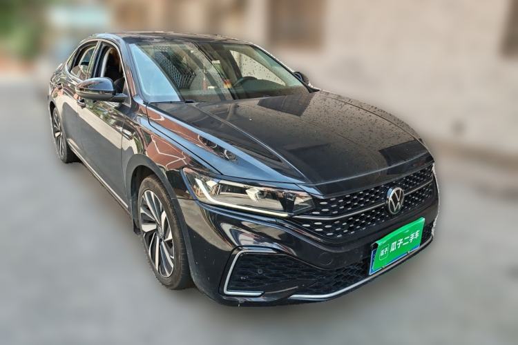Used Volkswagen Passat 2022 330TSI Starry Elite Edition Exterior 2
