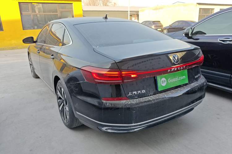 Used Volkswagen Passat 2022 330TSI Starry Elite Edition Exterior 2