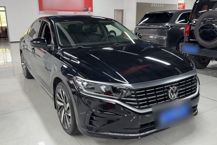 Used Volkswagen Passat 2022 330TSI Elite Edition Exterior 2