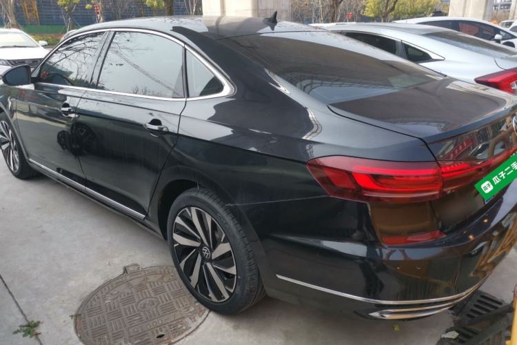 Used Volkswagen Passat 2022 330TSI Starry Elite Edition Exterior 2