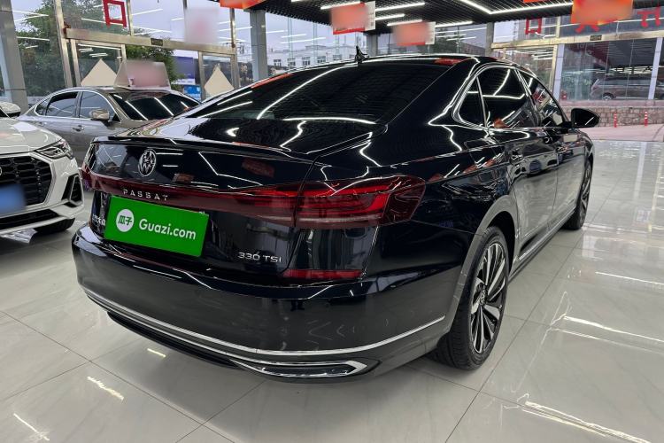 Used Volkswagen Passat 2022 330TSI Starry Elite Edition Exterior 3