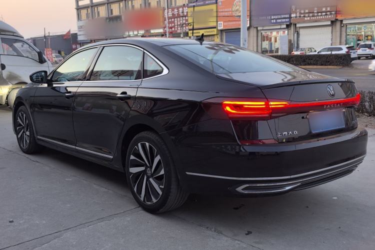 Used Volkswagen Passat 2022 330TSI Starry Elite Edition Exterior 3