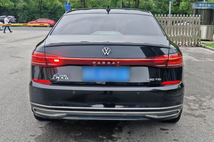 Used Volkswagen Passat 2022 330TSI Elite Edition Exterior 3