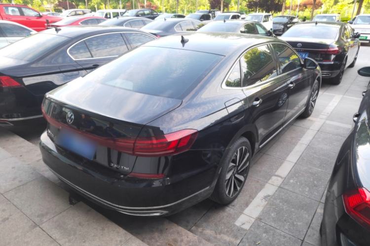 Used Volkswagen Passat 2022 330TSI Starry Elite Edition Exterior 3