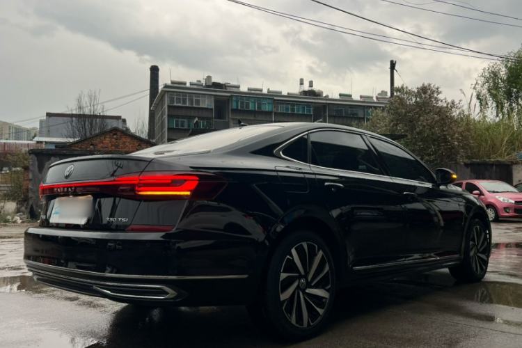 Used Volkswagen Passat 2022 330TSI Elite Edition Exterior 3