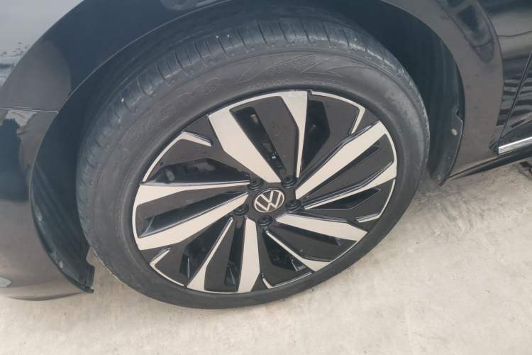Used Volkswagen Passat 2022 330TSI Elite Edition Exterior 3