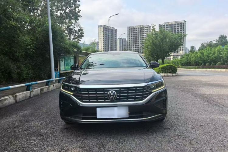 Used Volkswagen Passat 2022 330TSI Elite Edition Exterior 3