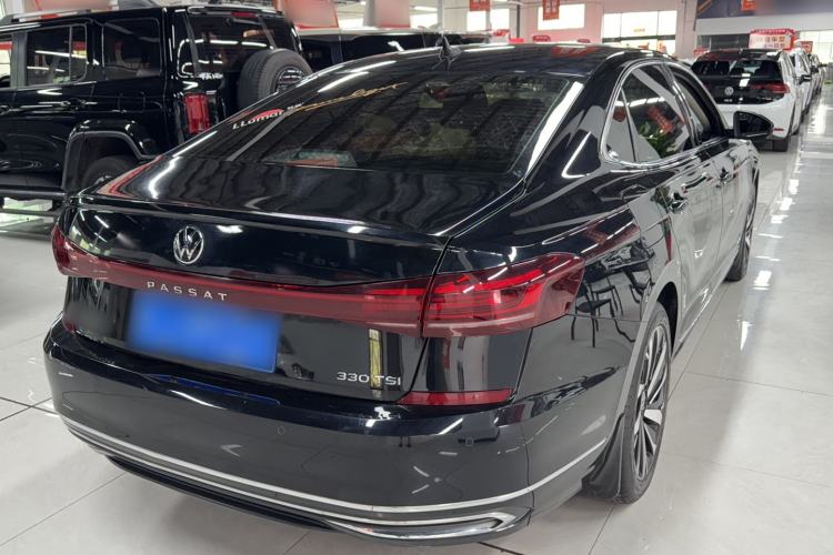 Used Volkswagen Passat 2022 330TSI Elite Edition Exterior 3