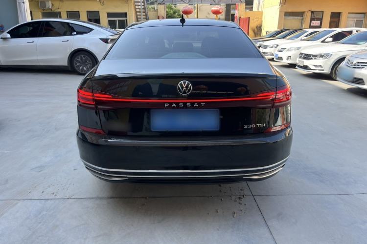 Used Volkswagen Passat 2022 330TSI Elite Edition Exterior 4