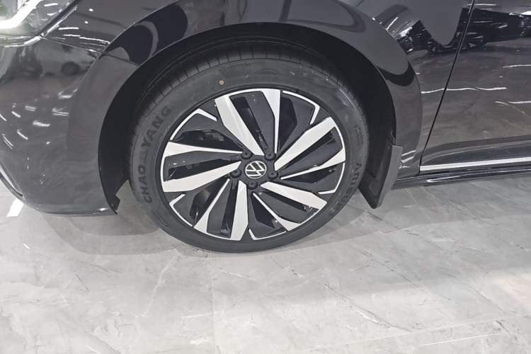 Used Volkswagen Passat 2022 330TSI Starry Elite Edition Custom Version Exterior 4
