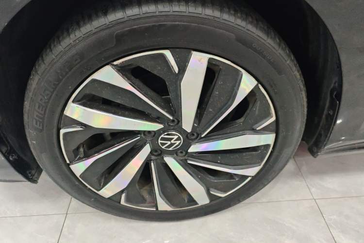 Used Volkswagen Passat 2022 330TSI Luxury Edition Exterior 4