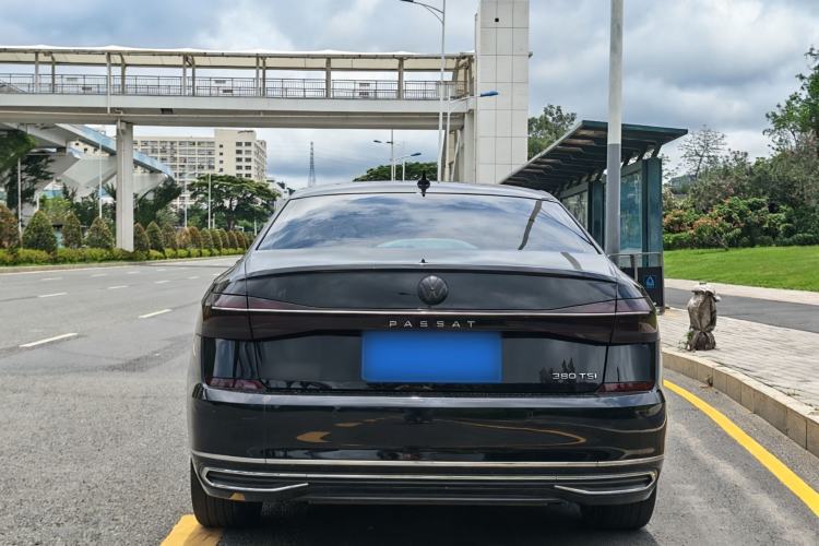 Used Volkswagen Passat 2022 330TSI Starry Elite Edition Exterior 4