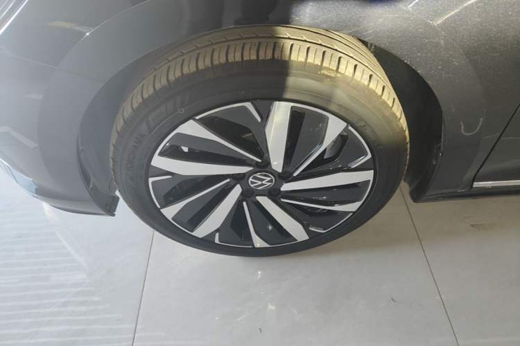 Used Volkswagen Passat 2022 330TSI Elite Edition Exterior 4