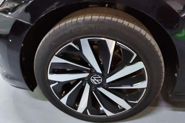 Used Volkswagen Passat 2022 330TSI Elite Edition Exterior 4