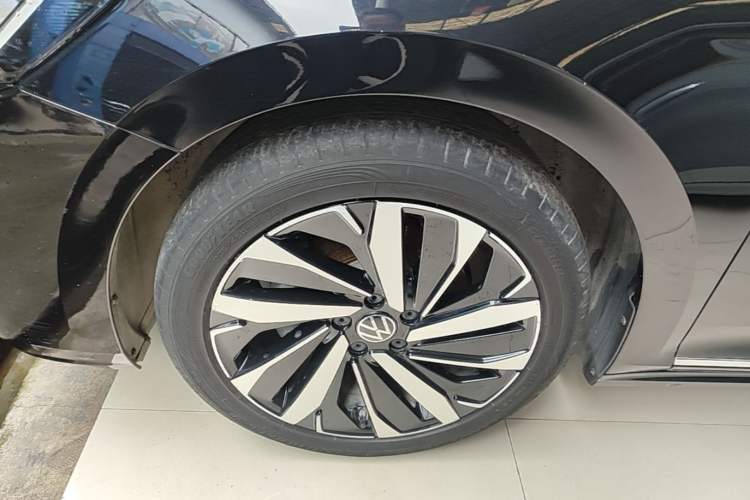 Used Volkswagen Passat 2022 330TSI Starry Elite Edition Exterior 4
