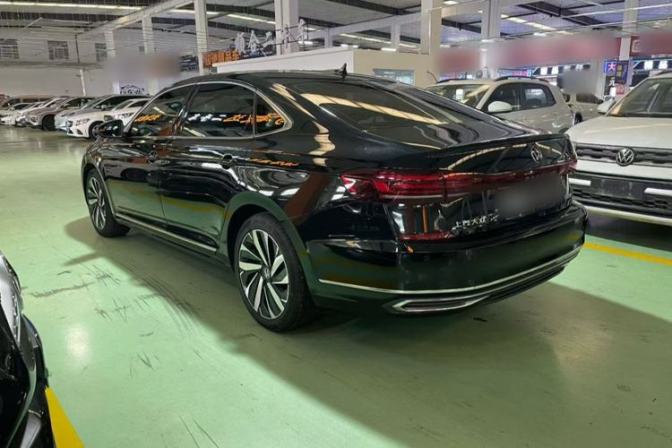 Used Volkswagen Passat 2022 330TSI Elite Edition Exterior 4