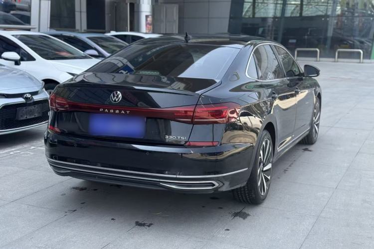 Used Volkswagen Passat 2022 330TSI Starry Elite Edition Exterior 4