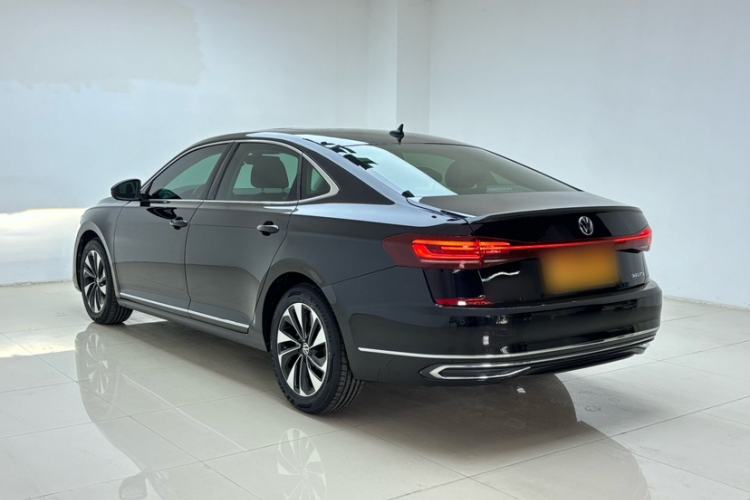 Used Volkswagen Passat 2022 330TSI Starry Elite Edition Exterior 4