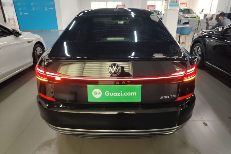 Used Volkswagen Passat 2022 330TSI Luxury Edition Exterior 4