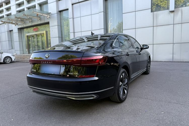 Used Volkswagen Passat 2022 330TSI Elite Edition Custom Version Exterior 5