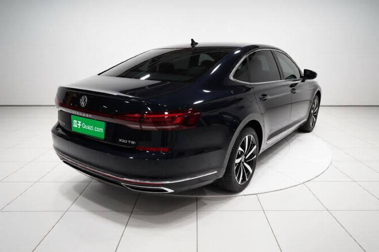 Used Volkswagen Passat 2022 330TSI Luxury Edition Exterior 5