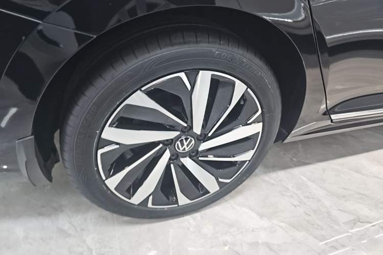 Used Volkswagen Passat 2022 330TSI Starry Elite Edition Custom Version Exterior 5