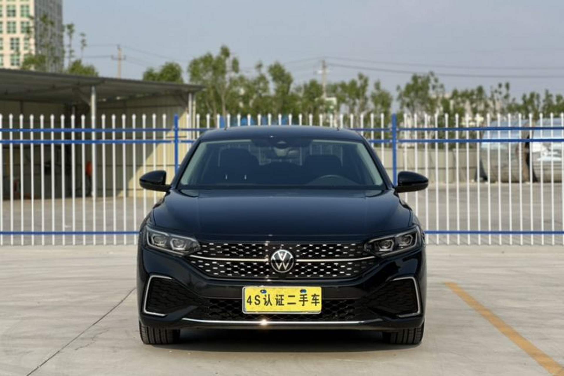 Used Volkswagen Passat 2022 330TSI Starry Luxury Edition Exterior 5