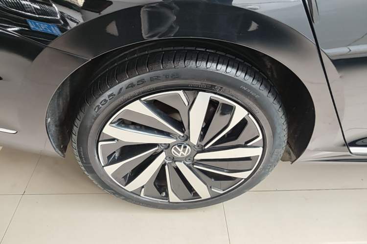 Used Volkswagen Passat 2022 330TSI Starry Elite Edition Exterior 5