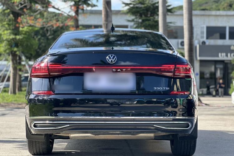 Used Volkswagen Passat 2022 330TSI Starry Luxury Edition Exterior 5