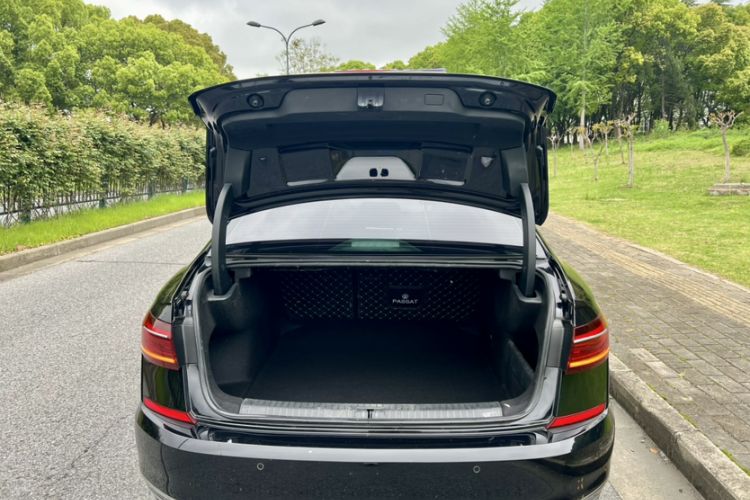 Used Volkswagen Passat 2022 330TSI Elite Edition Exterior 6