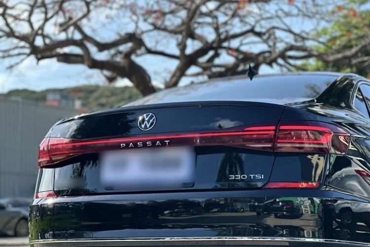 Used Volkswagen Passat 2022 330TSI Starry Luxury Edition Exterior 6