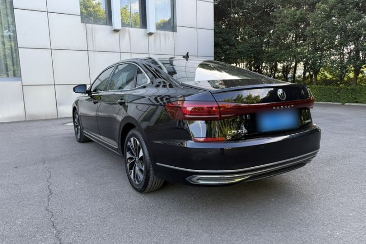 Used Volkswagen Passat 2022 330TSI Elite Edition Custom Version Exterior 7