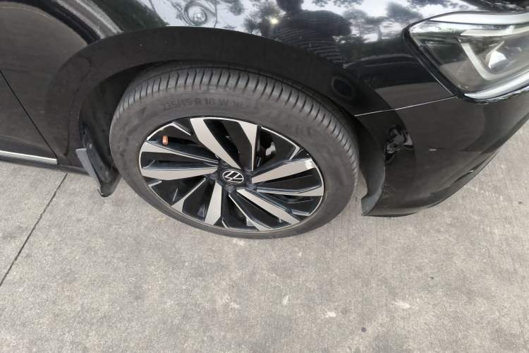 Used Volkswagen Passat 2022 330TSI Luxury Edition Exterior 7