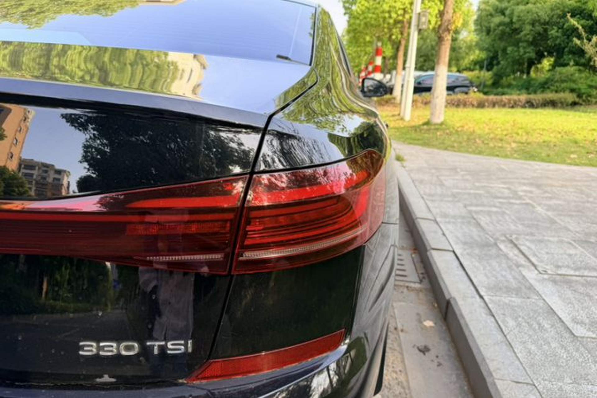 Used Volkswagen Passat 2022 330TSI Starry Elite Edition Exterior 7