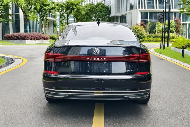 Used Volkswagen Passat 2022 330TSI Elite Edition Exterior 7