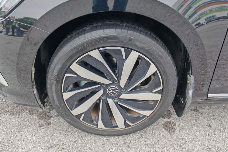 Used Volkswagen Passat 2022 330TSI Elite Edition Exterior 8