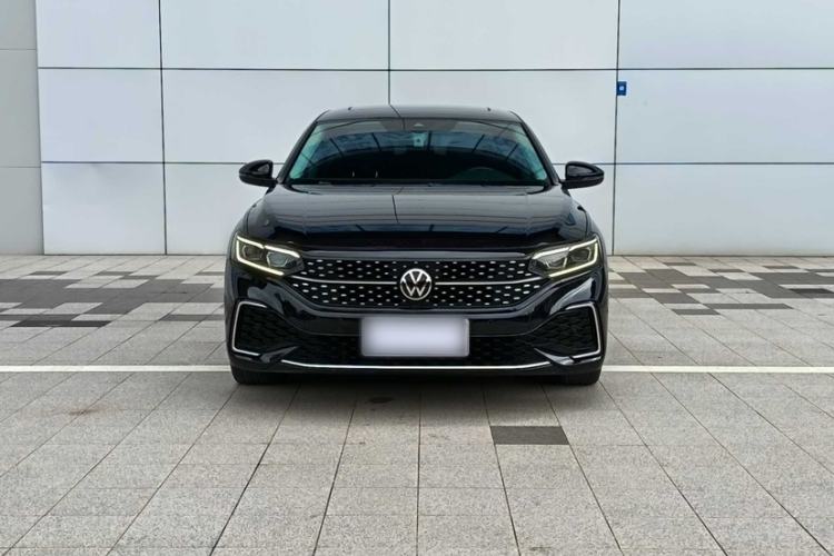 Used Volkswagen Passat 2022 330TSI Starry Luxury Edition Exterior 8