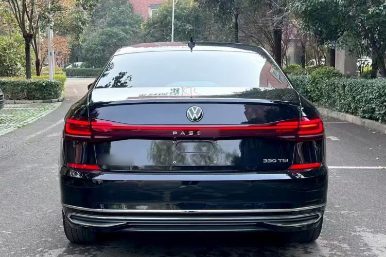 Used Volkswagen Passat 2022 330TSI Starry Luxury Edition Exterior 8