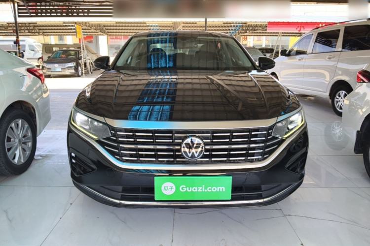 Used Volkswagen Passat 2022 330TSI Elite Edition Custom Version Front
