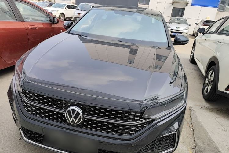 Used Volkswagen Passat 2022 330TSI Starry Elite Edition Front