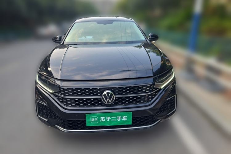 Used Volkswagen Passat 2022 330TSI Starry Elite Edition Front
