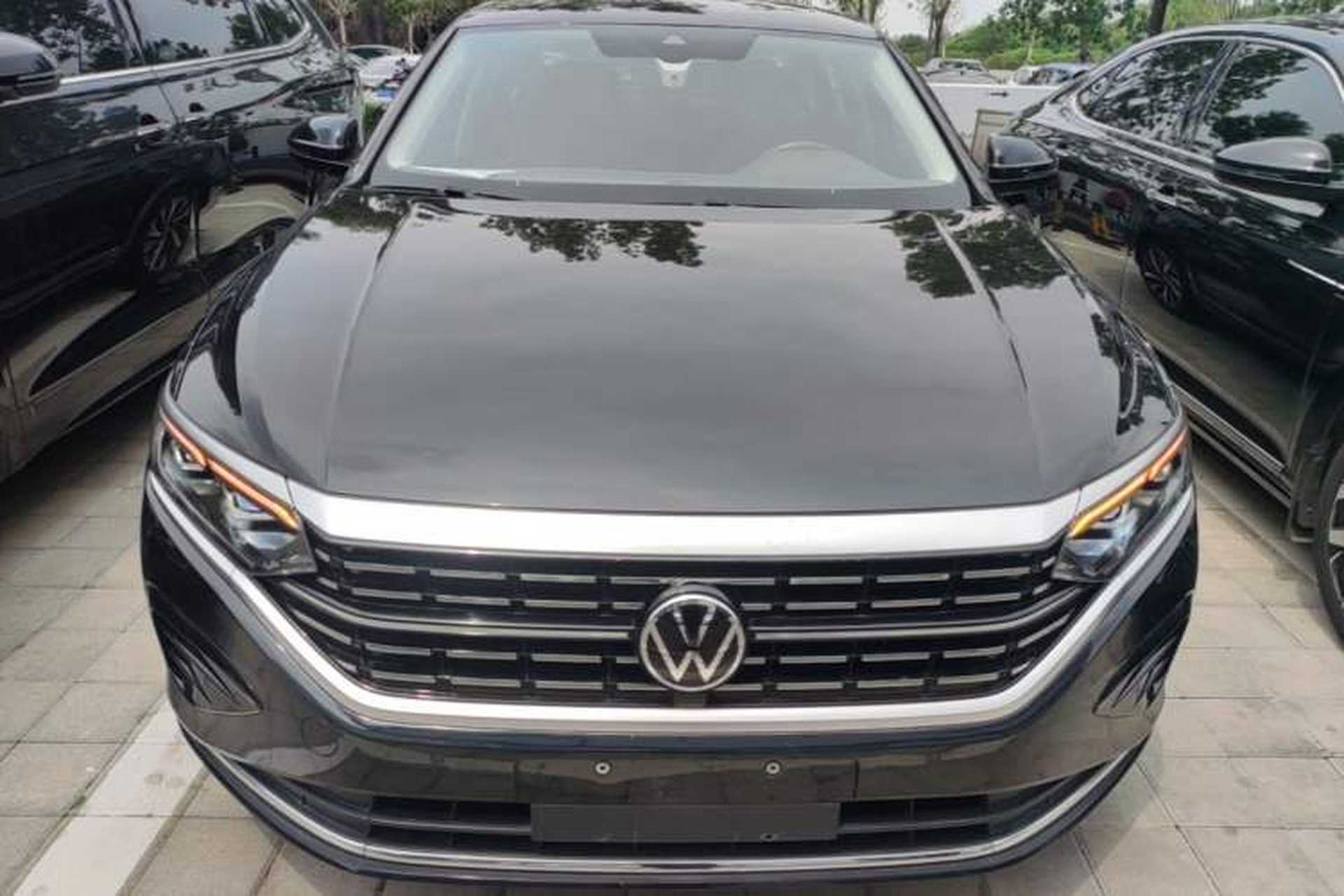 Used Volkswagen Passat 2022 330TSI Luxury Edition Front