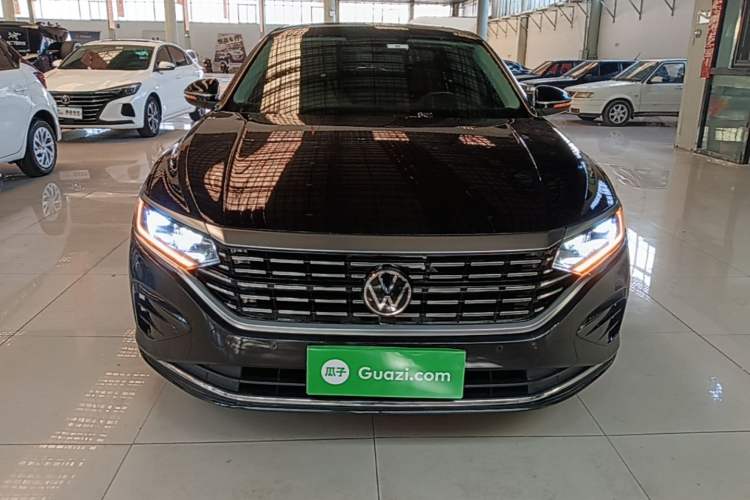 Used Volkswagen Passat 2022 330TSI Elite Edition Front