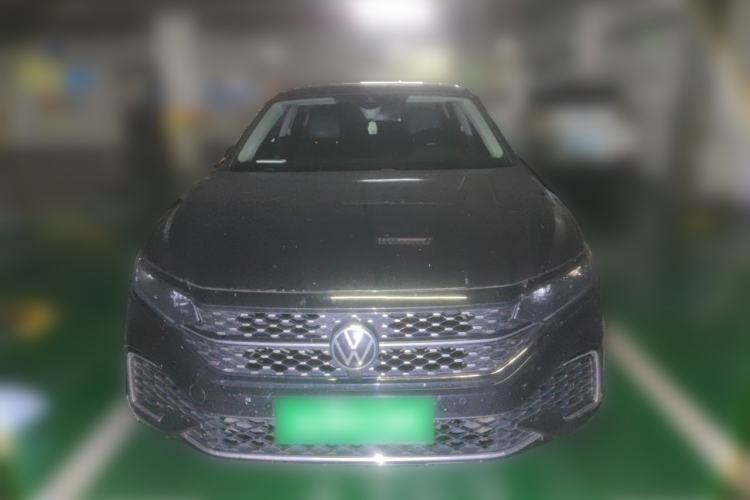 Used Volkswagen Passat 2022 330TSI Starry Luxury Edition Front