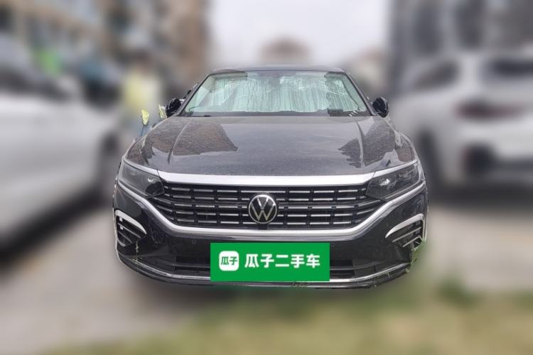Used Volkswagen Passat 2022 330TSI Elite Edition Front