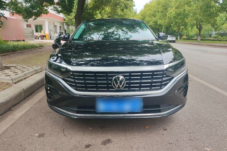 Used Volkswagen Passat 2022 330TSI Elite Edition Custom Version Front