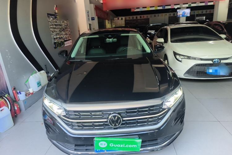 Used Volkswagen Passat 2022 330TSI Luxury Edition Front