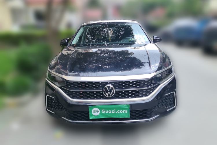 Used Volkswagen Passat 2022 330TSI Starry Luxury Edition Front